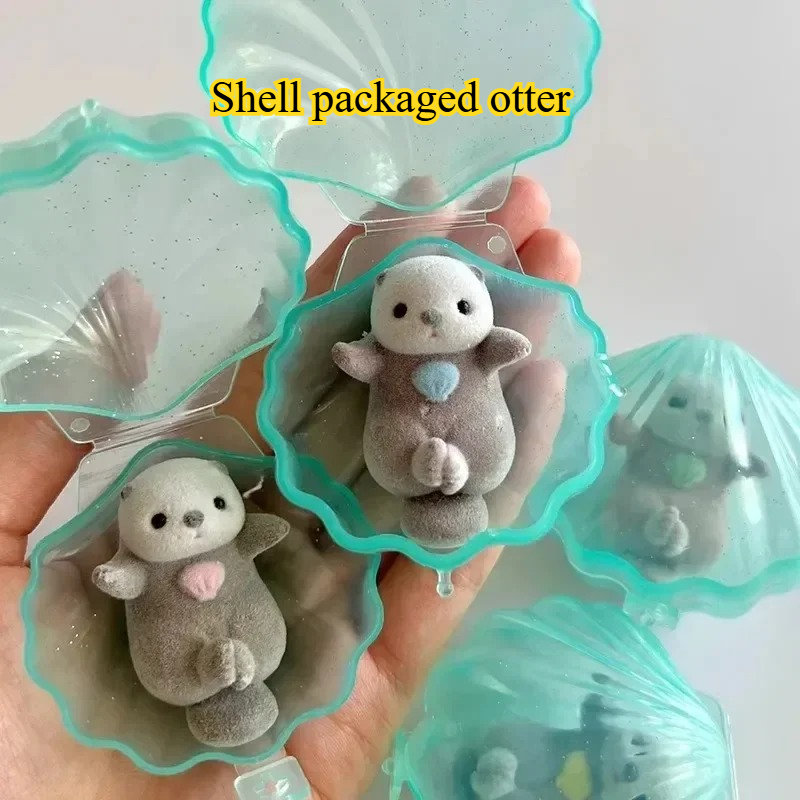 Capsule Toy Gashapon - Genuine Yellow Flocking Hand-in-Hand Otter Figurine